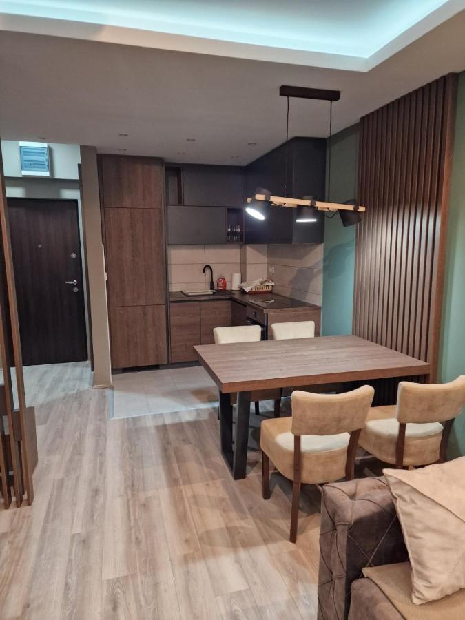 Mb Apartments Ягодина Екстериор снимка