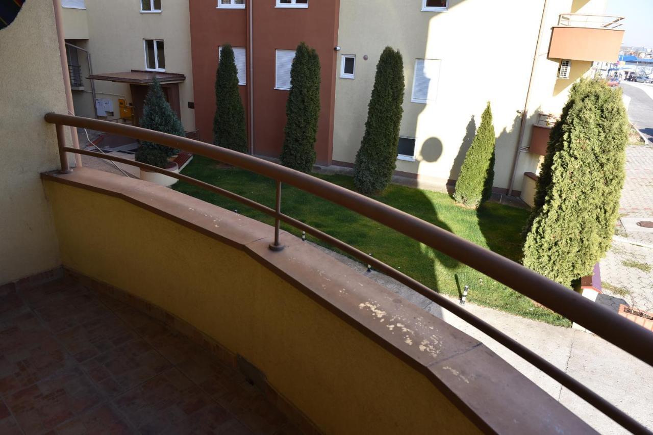 Mb Apartments Ягодина Екстериор снимка