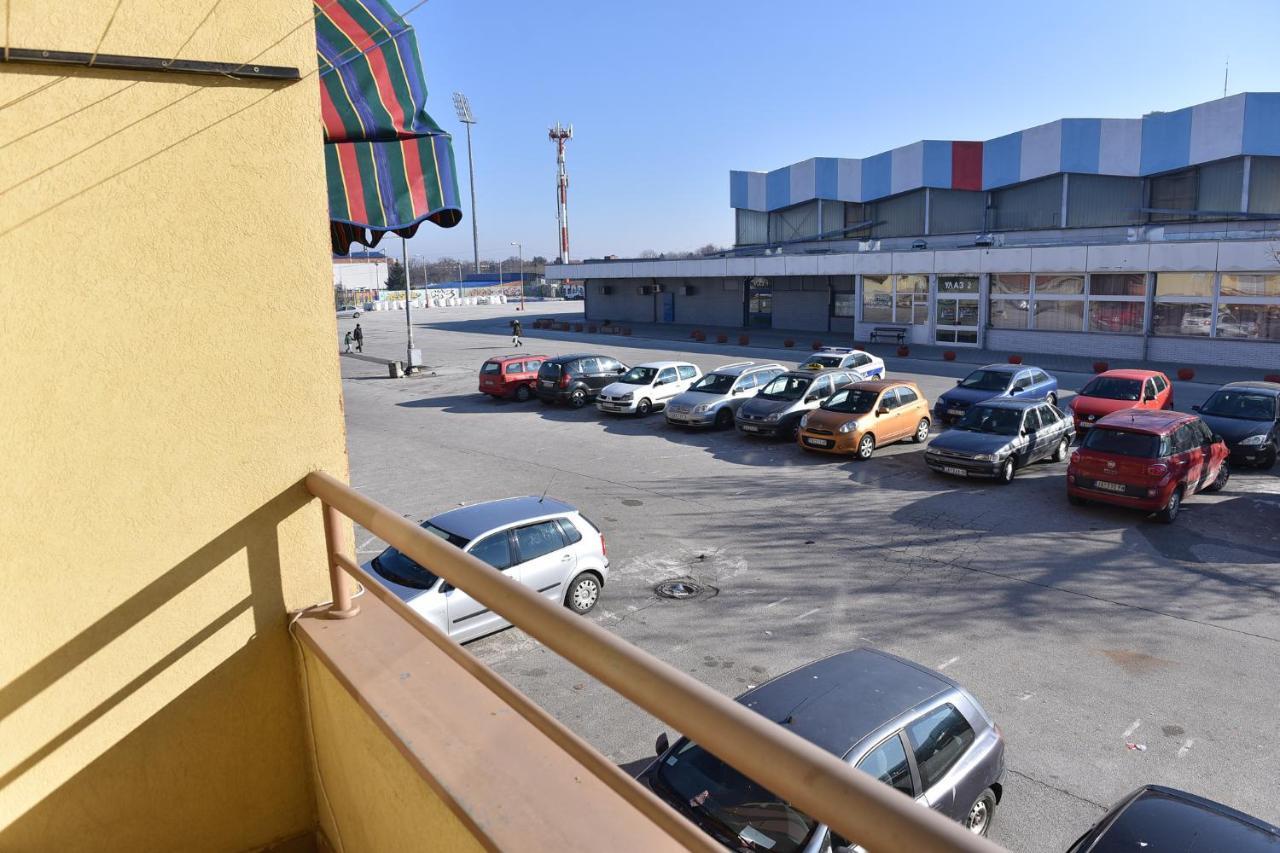 Mb Apartments Ягодина Екстериор снимка