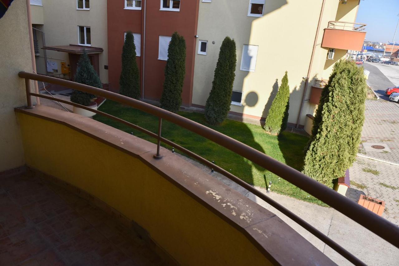 Mb Apartments Ягодина Екстериор снимка